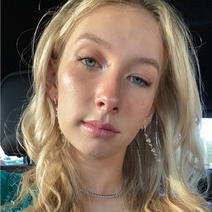 Meet your Posher, Sydney